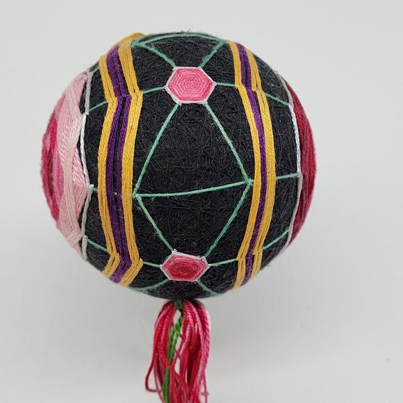 Handmade Japanese Temari Embroidered Ball With Geometric Patterns Black Pink - Picture 4 of 6